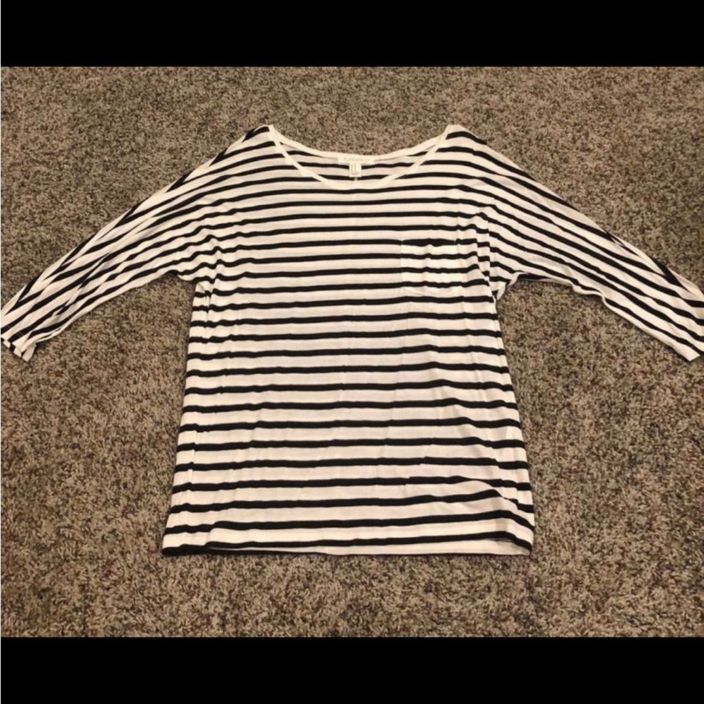 “Forever 21” Long Sleeved‎ Black/White Striped Shirt